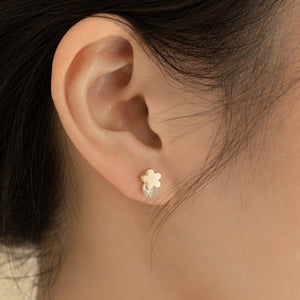 Dainty Blossom Faceted Crystal Stud Earrings - Perimade & Co.