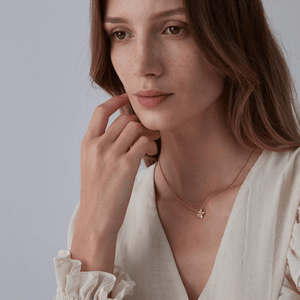 Dainty Gold Small Flower Charm Necklace - Perimade & Co.