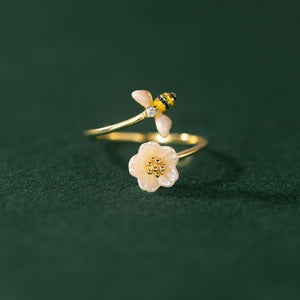 Dainty Honeybee Flower Adjustable Open Ring - Perimade & Co.