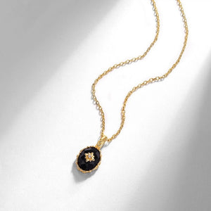 Dainty Oval Black Onyx Floral Charm Necklace - Perimade & Co.
