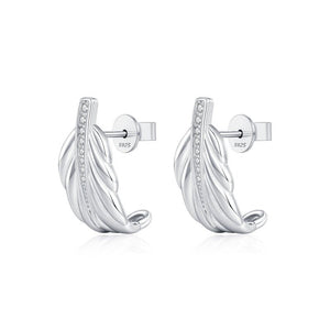Dainty Round Moissanite Feather Stud Earrings - Perimade & Co.
