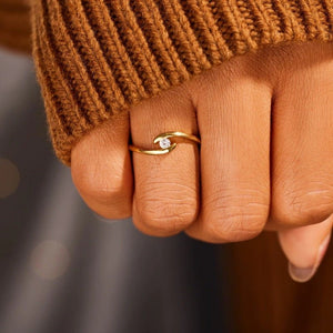 Dainty Round Solitaire Bypass Wave Band Ring - Perimade & Co.