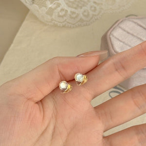 Dual Tone Sculpted Enamel Heart Stud Earrings - Perimade & Co.