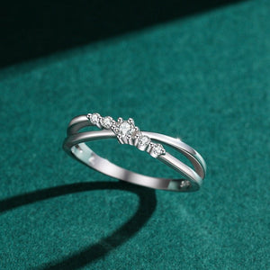 Graduated CZ Criss Cross Stacking Band Ring - Perimade & Co.