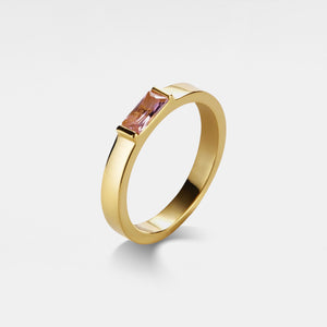 Anello a fascia impilabile personalizzato con pietra di nascita Solitaire