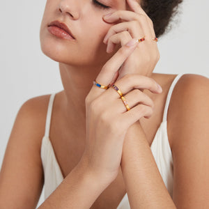 Anello a fascia impilabile personalizzato con pietra di nascita Solitaire