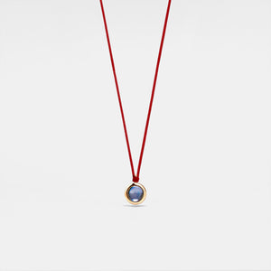 Halskette mit individueller Fotoprojektion aus rotem Seil