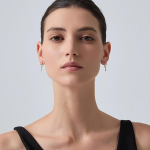 Niedliche Ohrstecker mit Schleife