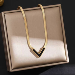 Minimalist Chevron Flat Snake Necklace - Perimade & Co.