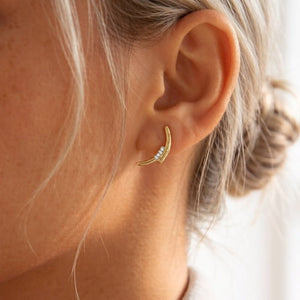 Minimalist Moon Curved Arc Bar Stud Earrings - Perimade & Co.