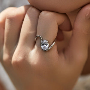 Minimalist Oval Solitaire Fluid Wave Band Ring - Perimade & Co.
