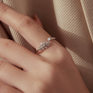 Minimalist Textured Oak Leaf CZ Stacking Ring - Perimade & Co.