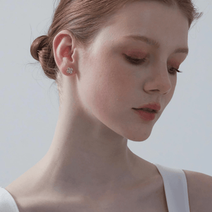 Moissanite Four Leaf Clover Stud Earrings - Perimade & Co.