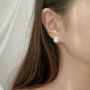 Moissanite Four Leaf Clover Stud Earrings - Perimade & Co.