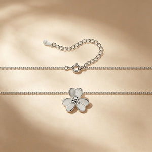 Moissanite Three Leaf Clover Charm Necklace - Perimade & Co.