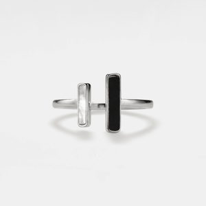 A gold-plated ring featuring a mother of pearl agate wire design with hypoallergenic finish.
