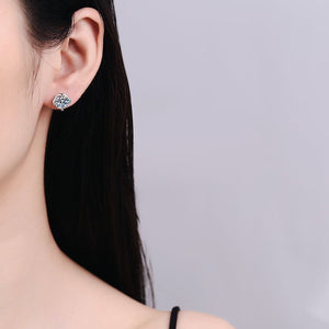 Round Moissanite Flower Wedding Stud Earrings - Perimade & Co.