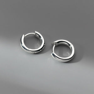 Small Silver Minimalist Hoop Earrings - Perimade & Co.