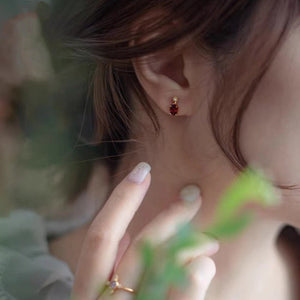 Small Starburst Oval Red Garnet Stud Earrings - Perimade & Co.