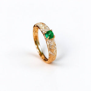 Textured Wheat Sheaf Emerald CZ Band Ring - Perimade & Co.