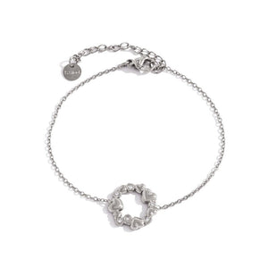 Tiny CZ Heart Circular Wreath Charm Bracelet - Perimade & Co.