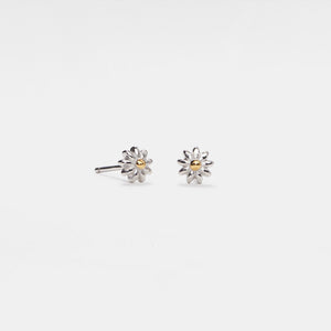 Tiny Daisy Flower Cartilage Stud Earrings - Perimade & Co.