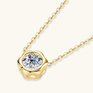 Tiny Moissanite Floral Bezel Pendant Necklace - Perimade & Co.