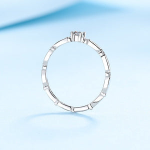 Tiny Moissanite Stacking Wavy Thin Band Ring - Perimade & Co.