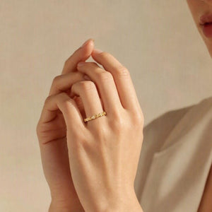 Tiny Moissanite Textured Leaf Vine Band Ring - Perimade & Co.