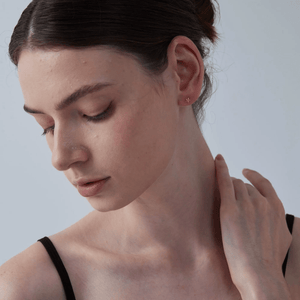 Tiny Small Flower Cartilage Stud Earrings - Perimade & Co.