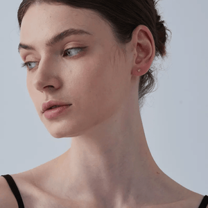Tiny Small Flower Cartilage Stud Earrings - Perimade & Co.