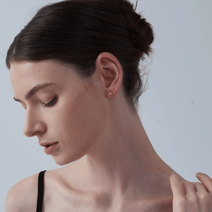 Tiny Small Flower Cartilage Stud Earrings - Perimade & Co.