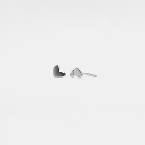 Tiny Small Heart Cartilage Stud Earrings - Perimade & Co.