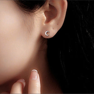 Tiny Small Initial Letter Stud Earrings - Perimade & Co.