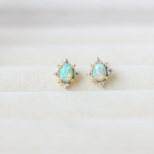 Vintage Tiny Small Opal Star Stud Earrings - Perimade & Co.