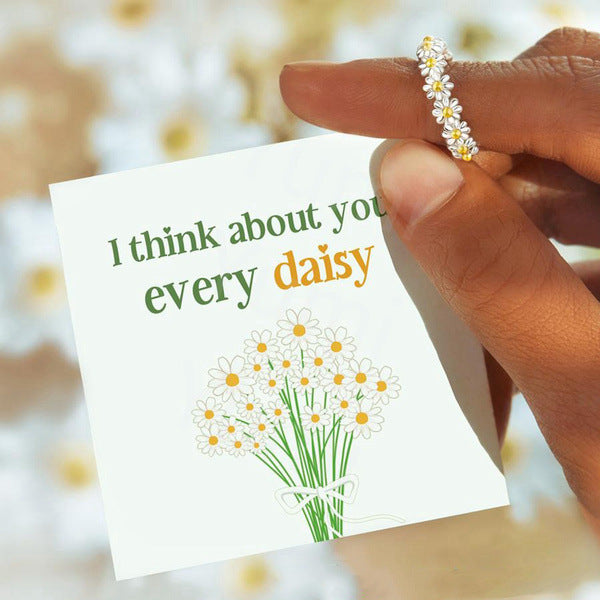 Dainty Daisy Flower Ring