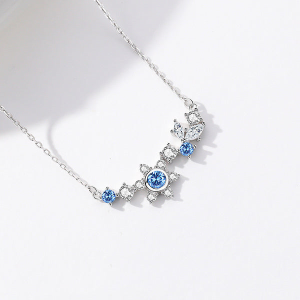 Dainty Snowflake Pendant Necklace