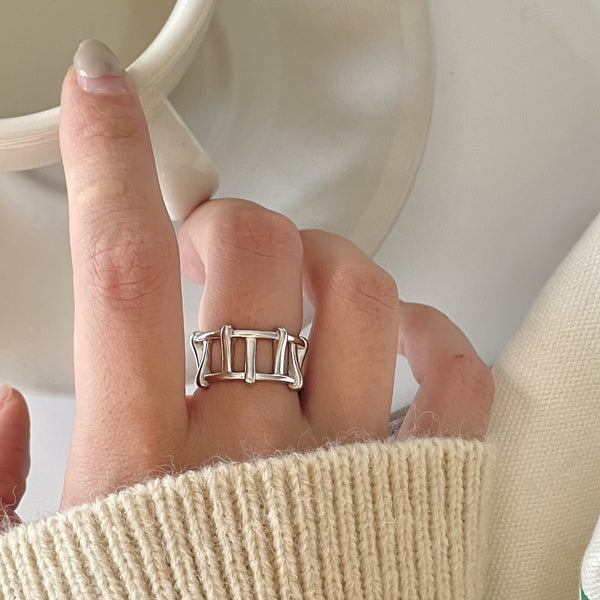 Minimalist Hollow Out Ring