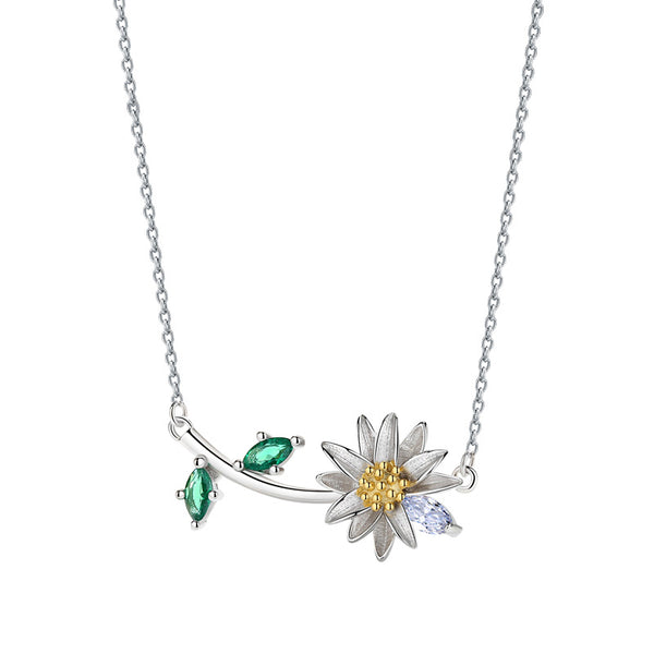 Daisy Flower Horizontal Charm Necklace