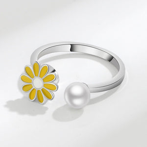 Daisy Pearl Anxiety Fidget Spinner Ring - Perimade & Co.