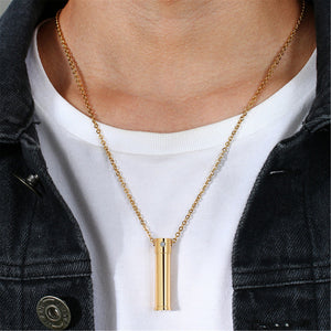 Collana con pendente urna a cilindro di cenere umana