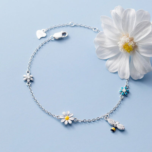Daisy Flower Bee Friendship Charm Bracelet