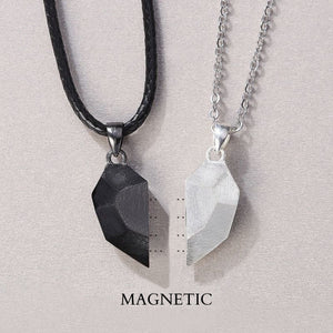 Magnetic Heart Couple Matching Necklace - Perimade & Co.