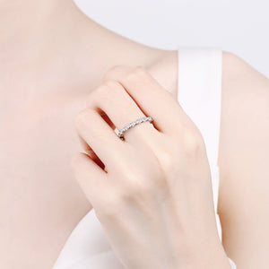 Moissanite Twist Stacking Wedding Band Ring - Perimade & Co.