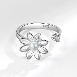 Pearl Flower Anxiety Fidget Spinner Ring - Perimade & Co.