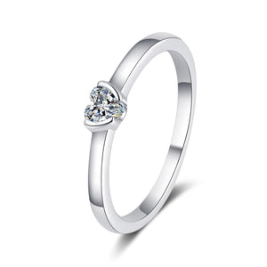 Solitaire Heart Moissanite Wedding Band Ring - Perimade & Co.